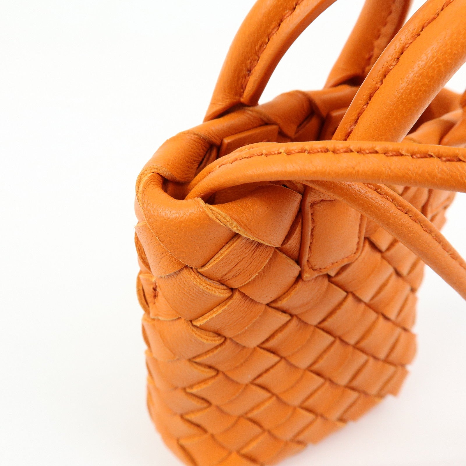 BOTTEGA VENETA Intrecciato Leather Bag Charm Orange 577778