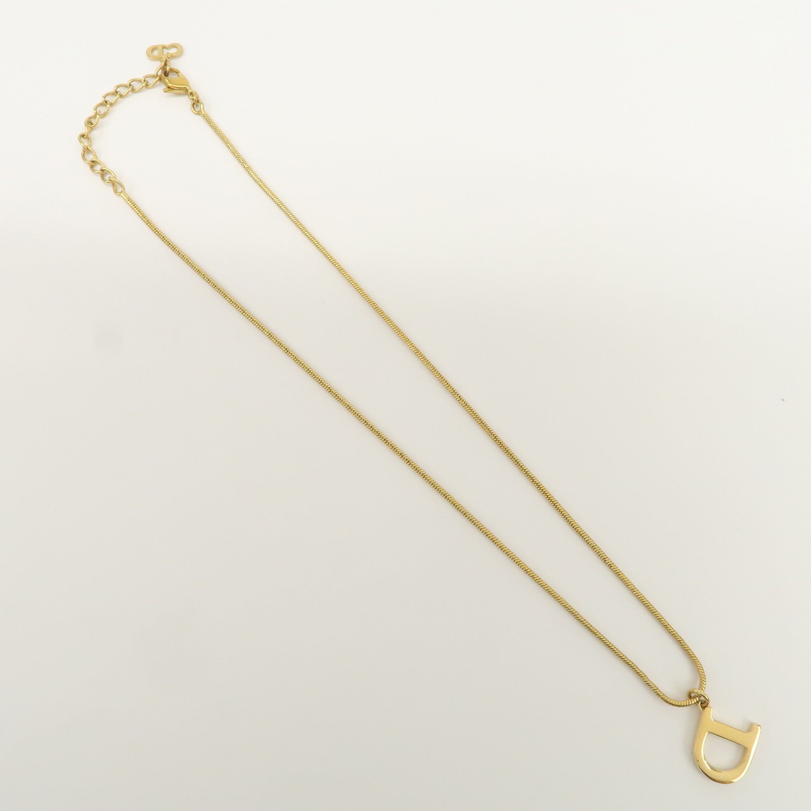 Christian Dior Logo Metal Initial D Alphabet Necklace Choker Gold