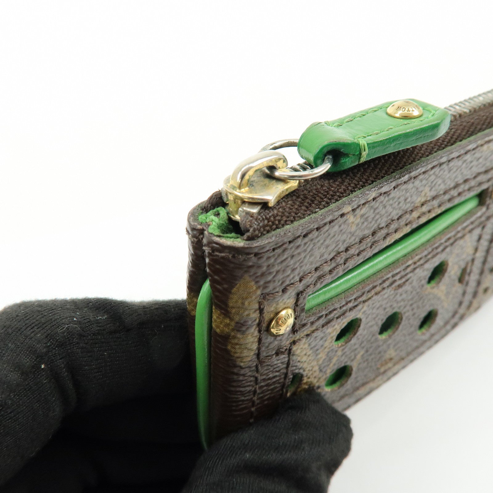 Louis Vuitton Monogram Perfo Pochette Cles Key Case Vert M95186