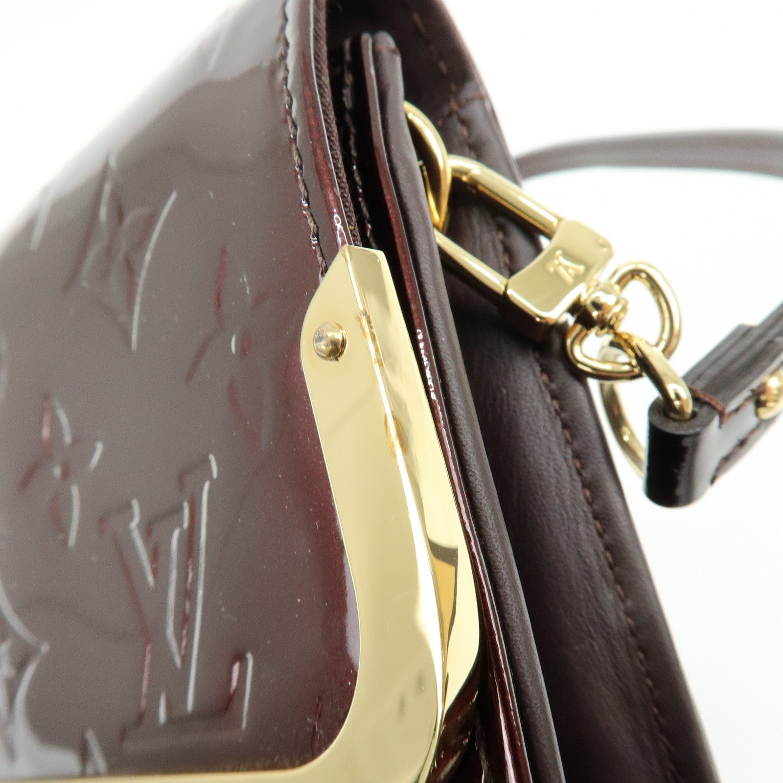 Louis Vuitton Monogram Vernis Leather Rossmore MM Hand Bag M91549