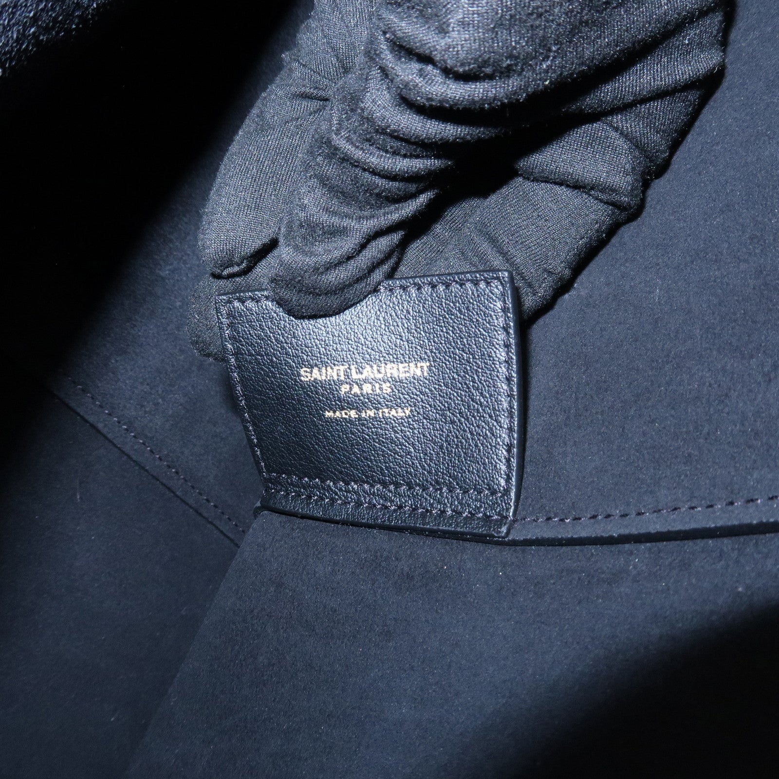 SAINT LAURENT PARIS Shopping Bag EAST WEST Tote Bag Black 600281