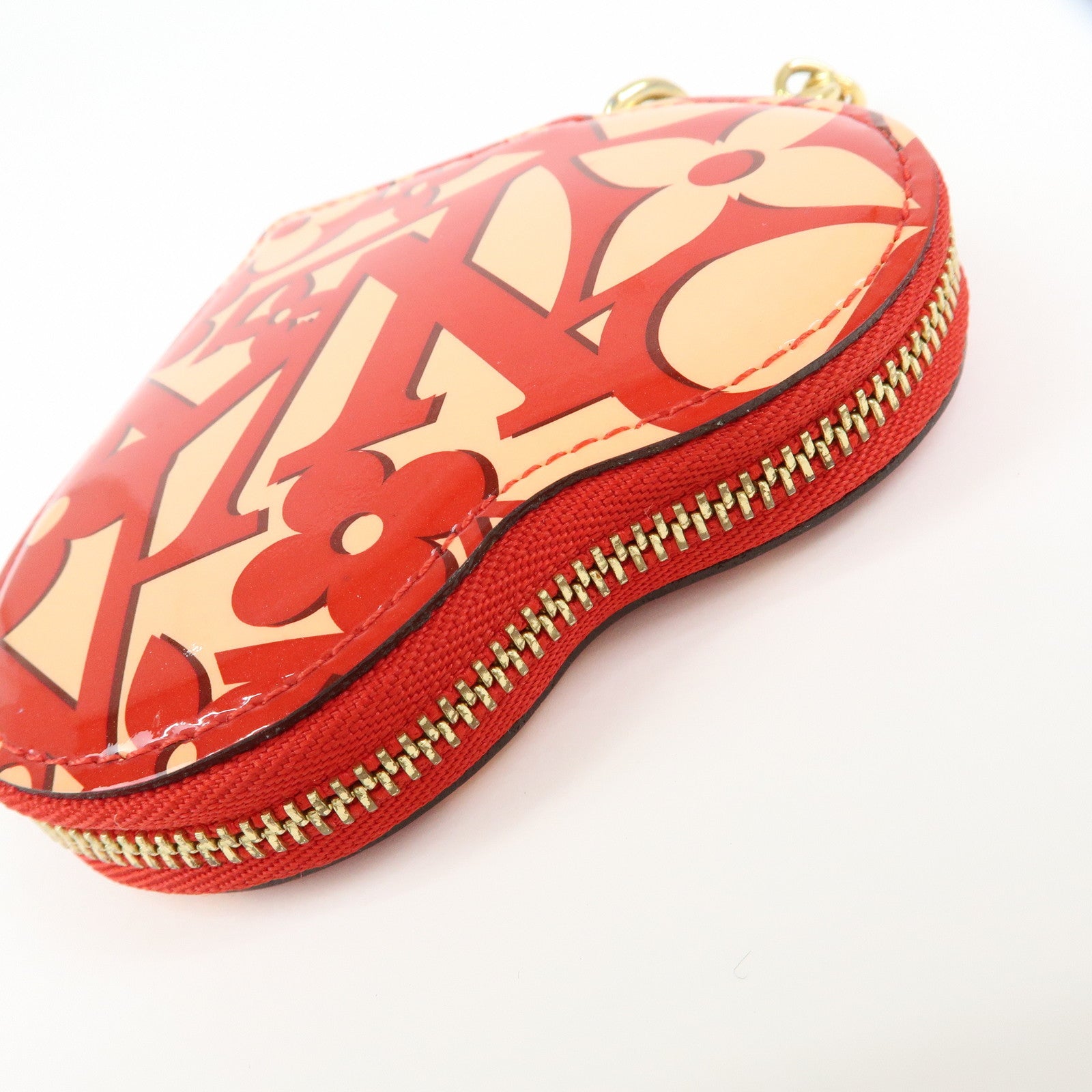 Louis Vuitton Sweet Monogram Vernis Portemonnaie Coeur Pink M90133