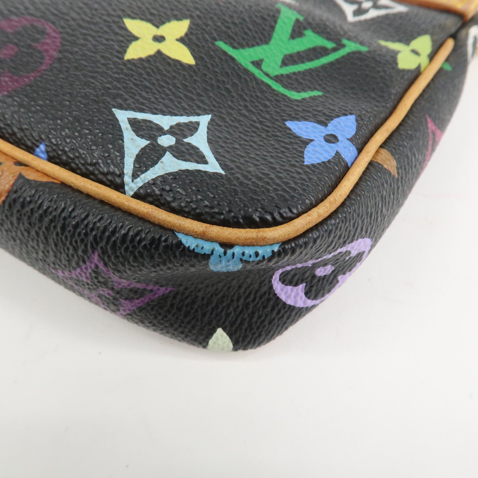 Louis Vuitton Monogram Multicolor Pochette Accessoires Noir M92648