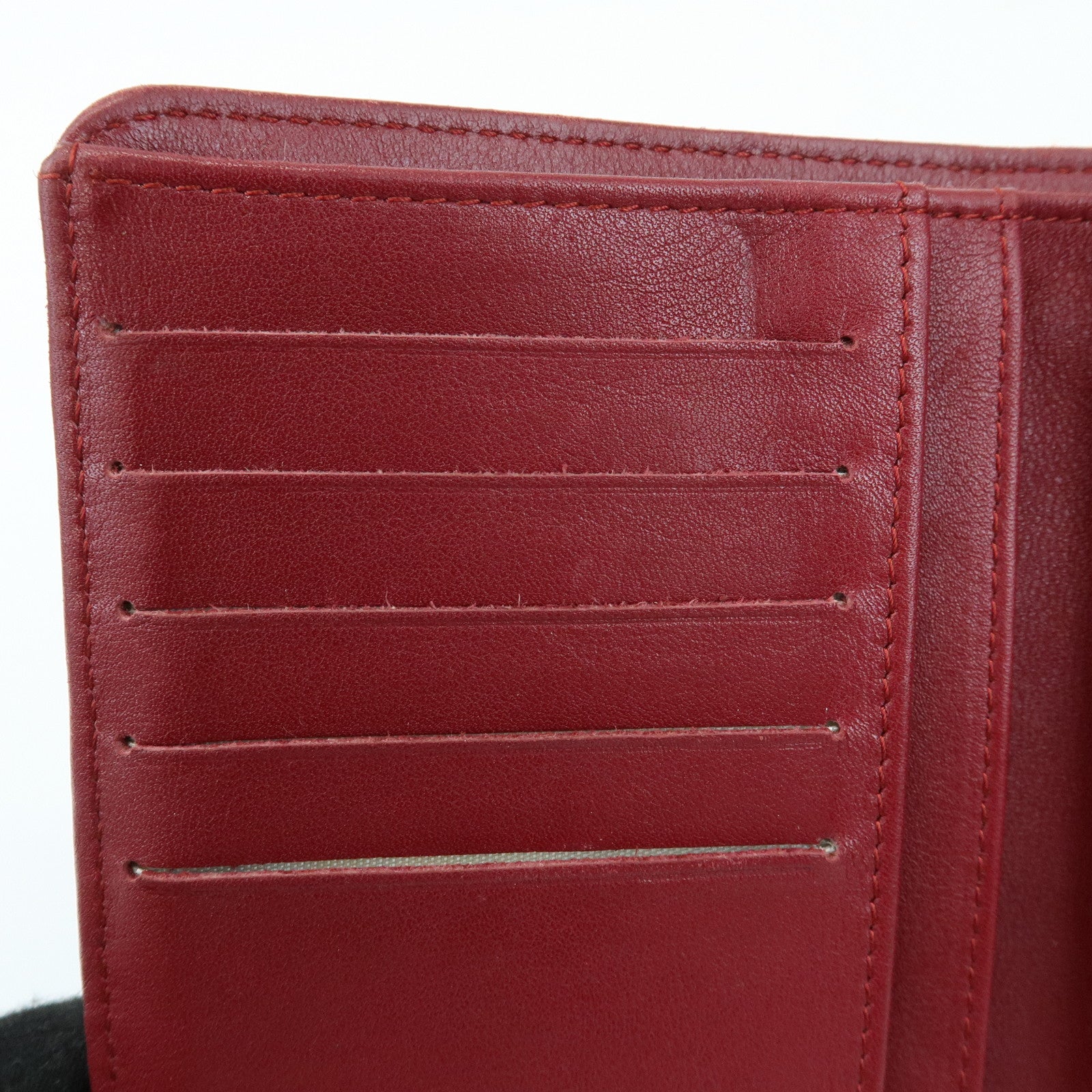 CHANEL COCO Mark Matelasse Caviarskin Compact Wallet Bordeaux