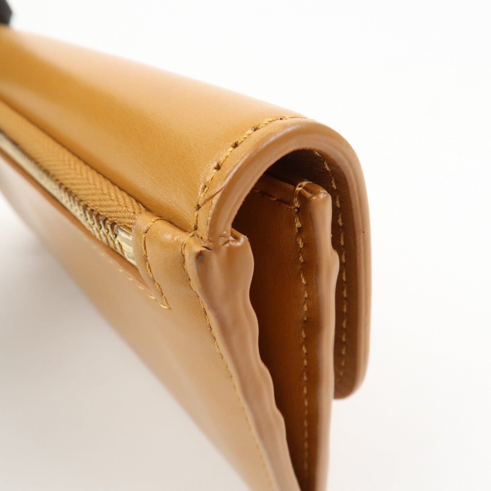 Chloe Leather Bi-hold Long Wallet Brown