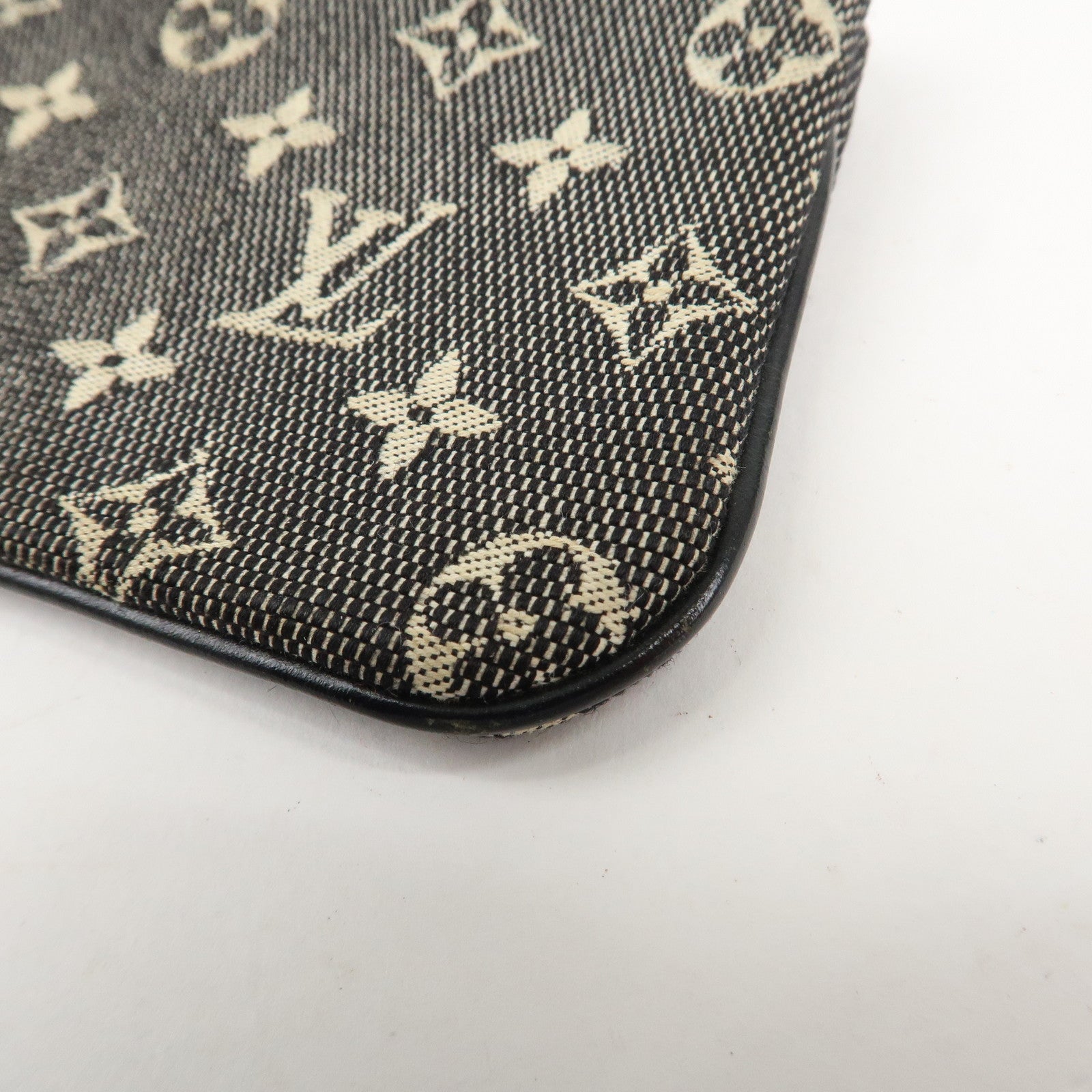 Louis Vuitton Monogram Idylle Canvas Pochette Cle Coin Case M62995 Used