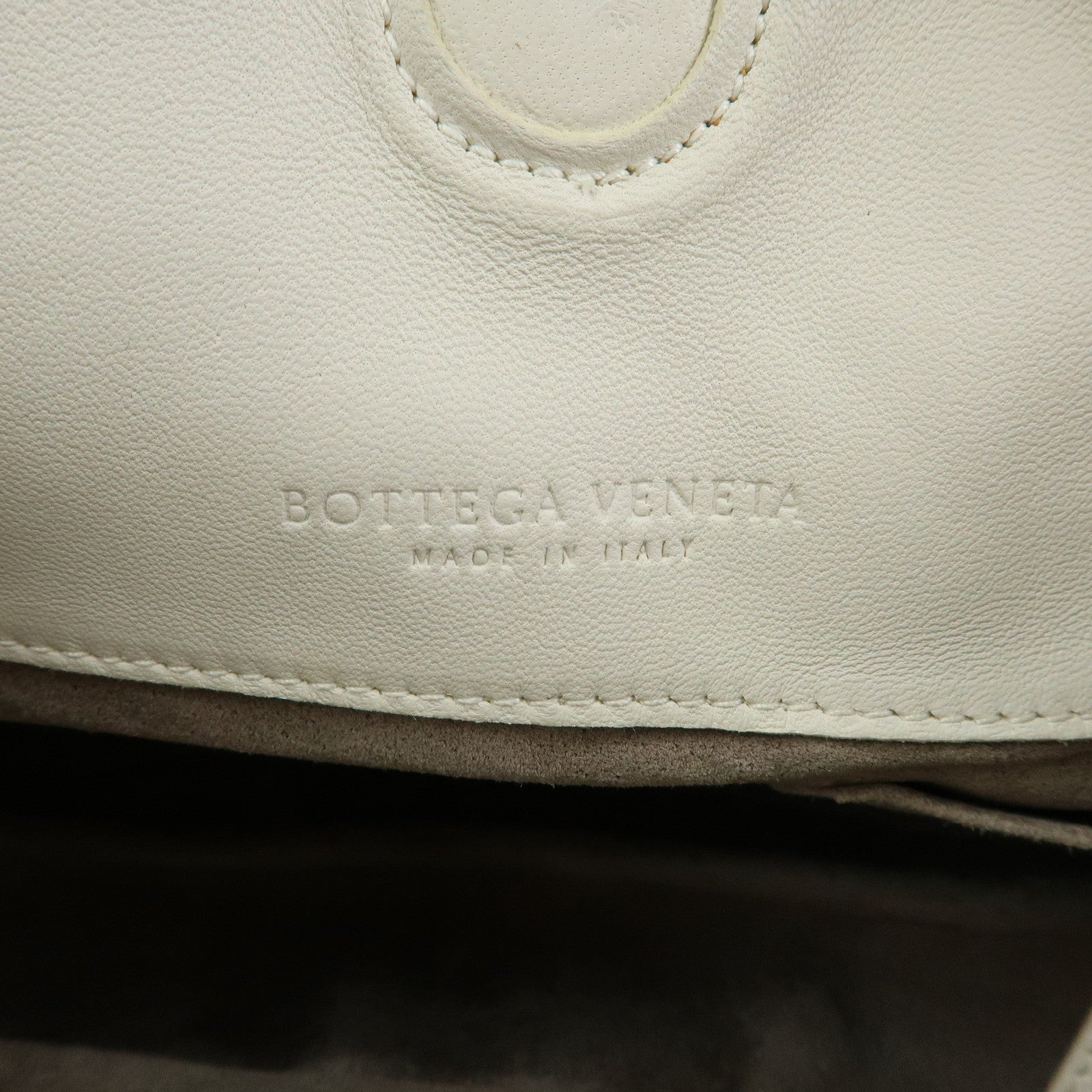 BOTTEGA VENETA Intrecciato Campana Leather Shoulder Bag 125787