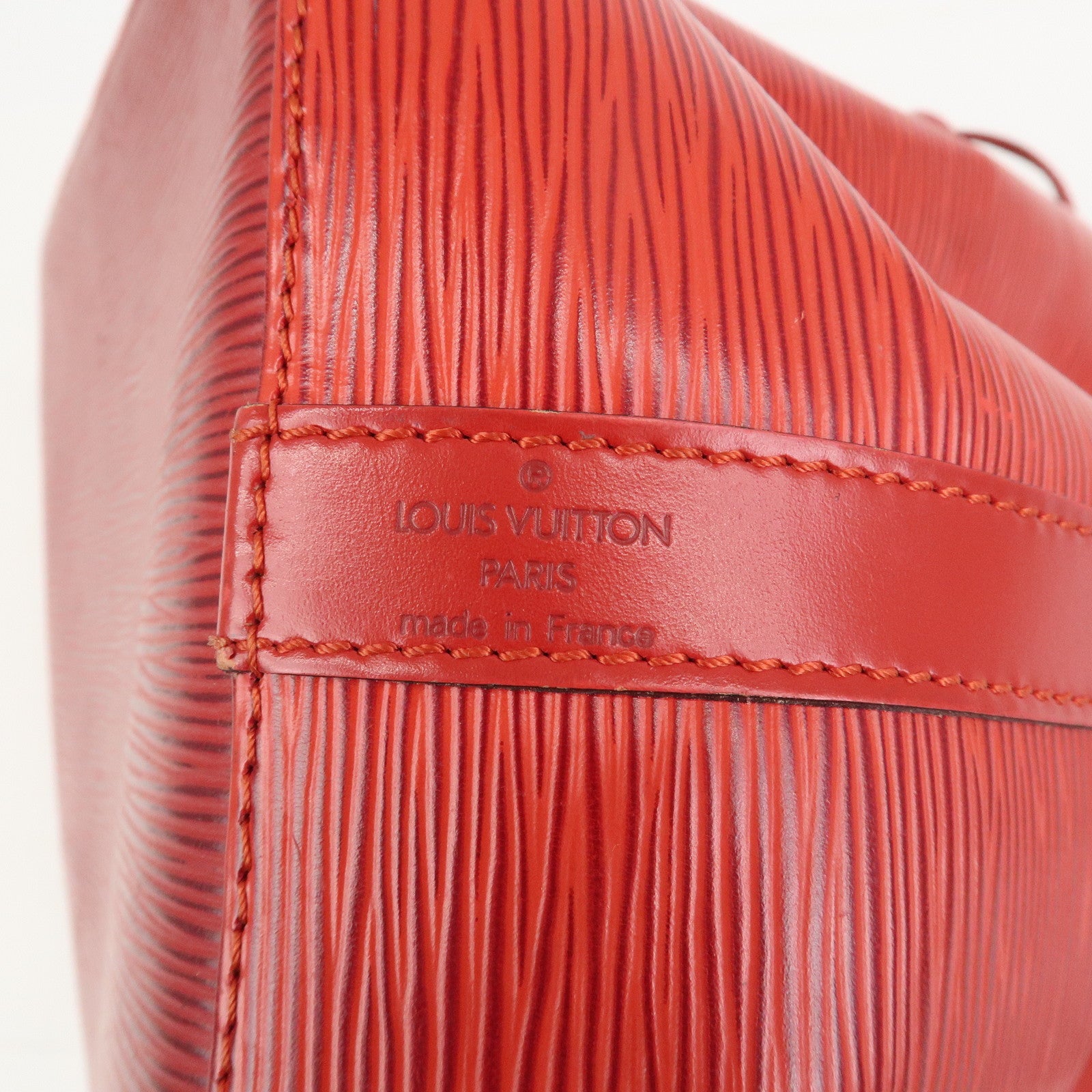 Louis Vuitton Epi Petit Noe Shoulder Bag Castilian Red M44107