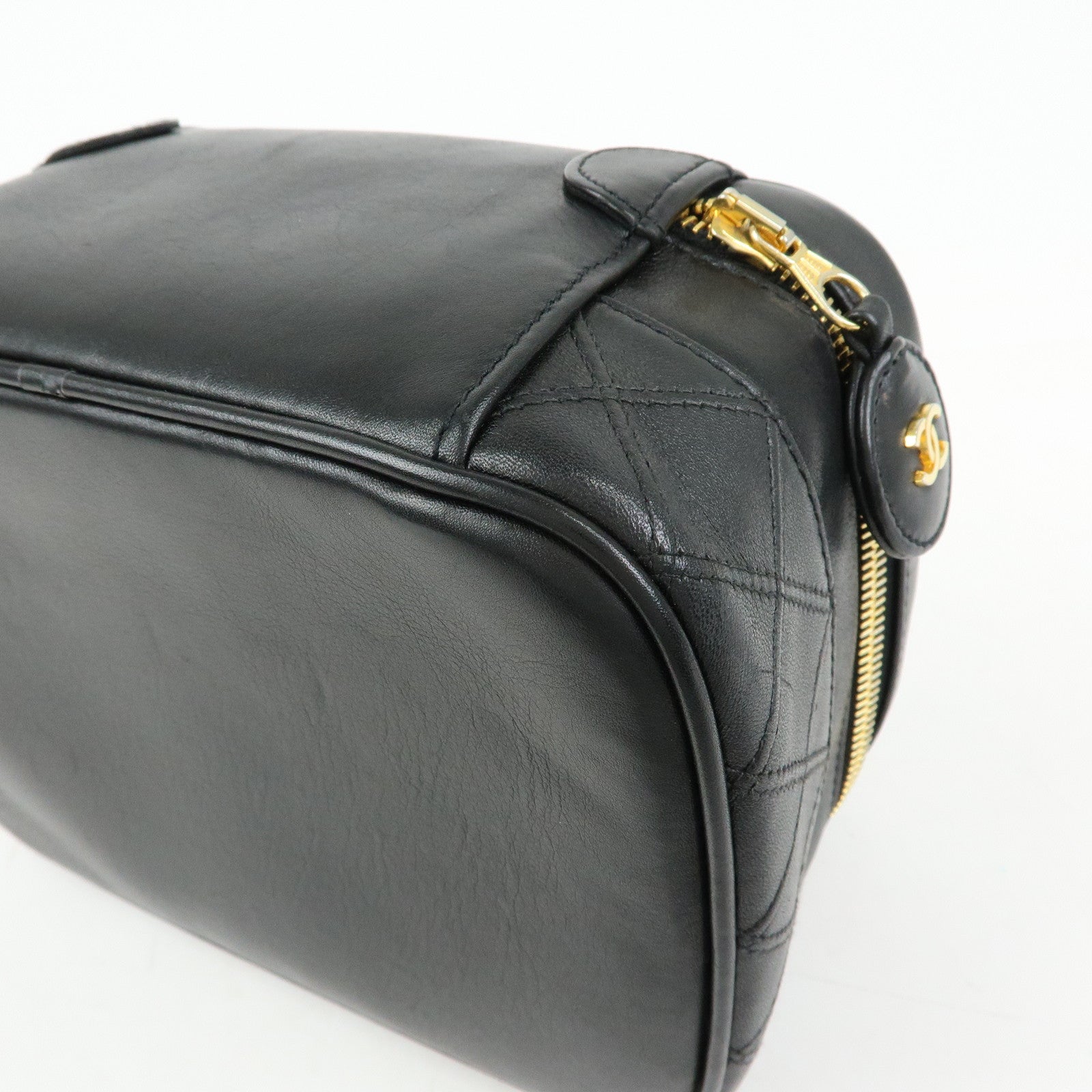 CHANEL Bicolore COCO Mark Lamb Skin Cosmetic Case Black A01618