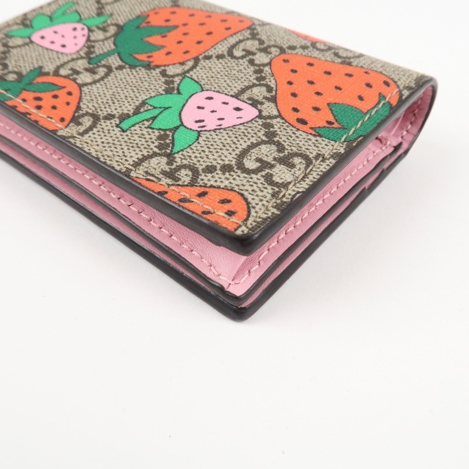 GUCCI GG Supreme Leather Strawberry Print Bi-fold Wallet 573839 Used