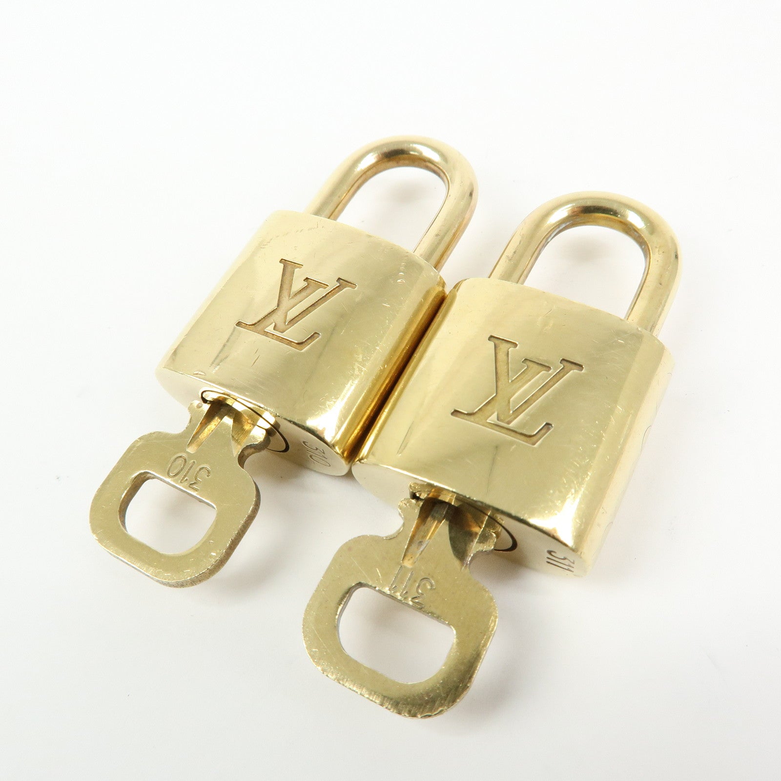 Louis Vuitton Set of 10 Lock & Key Cadena Key Lock Used