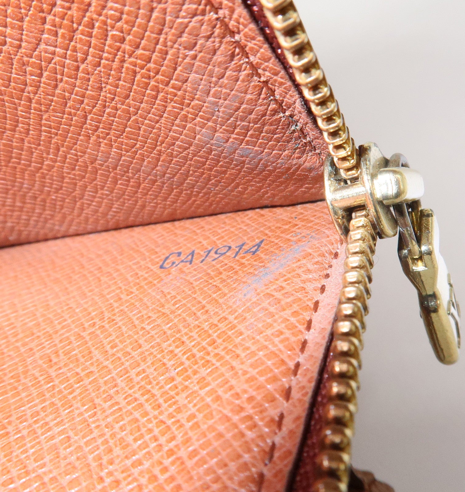 Louis Vuitton Monogram Pochette Porte Monnaie Credit Wallet M61725