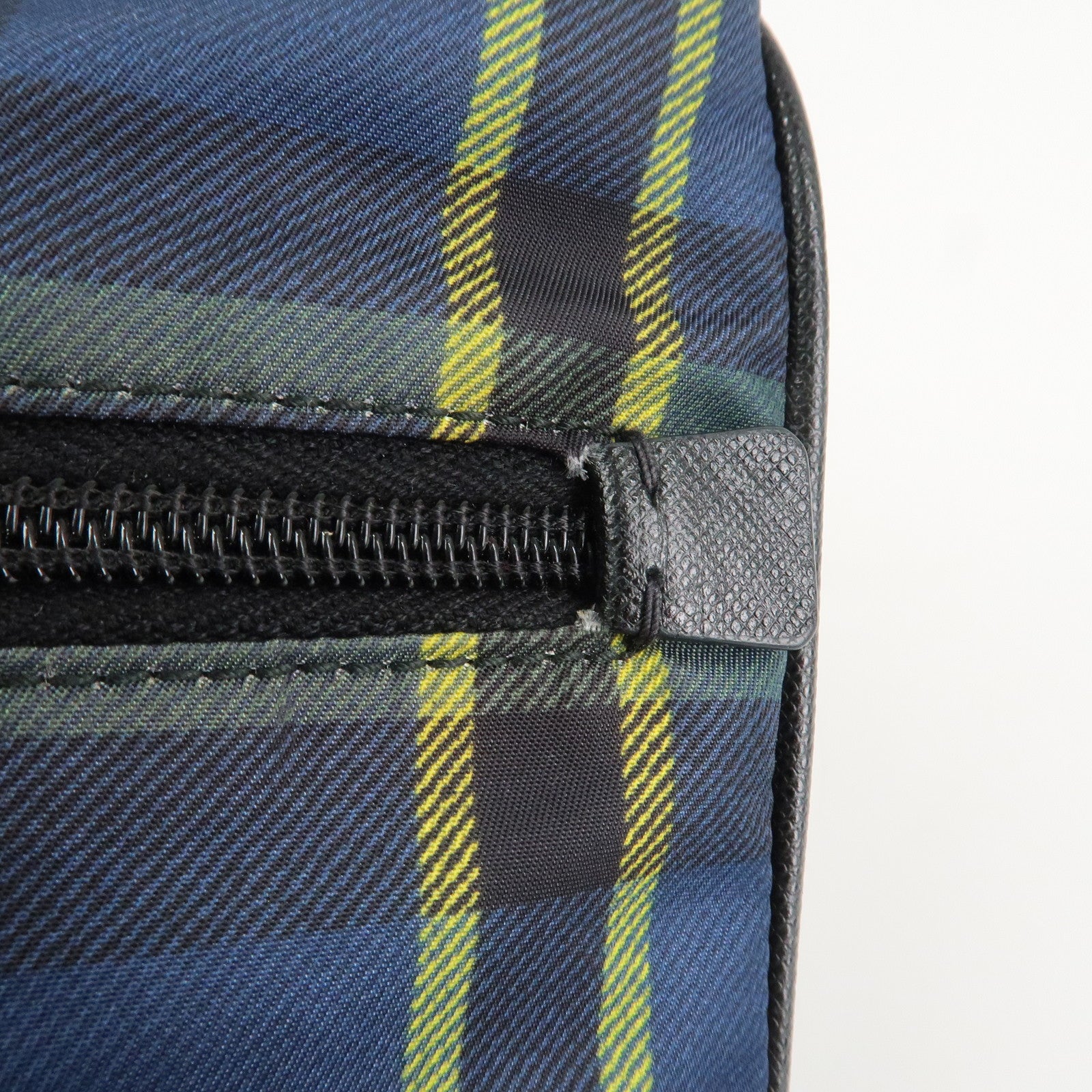 PRADA Triangle Logo Nylon Plaid Shoulder Bag Navy Multicolor VA053M Used