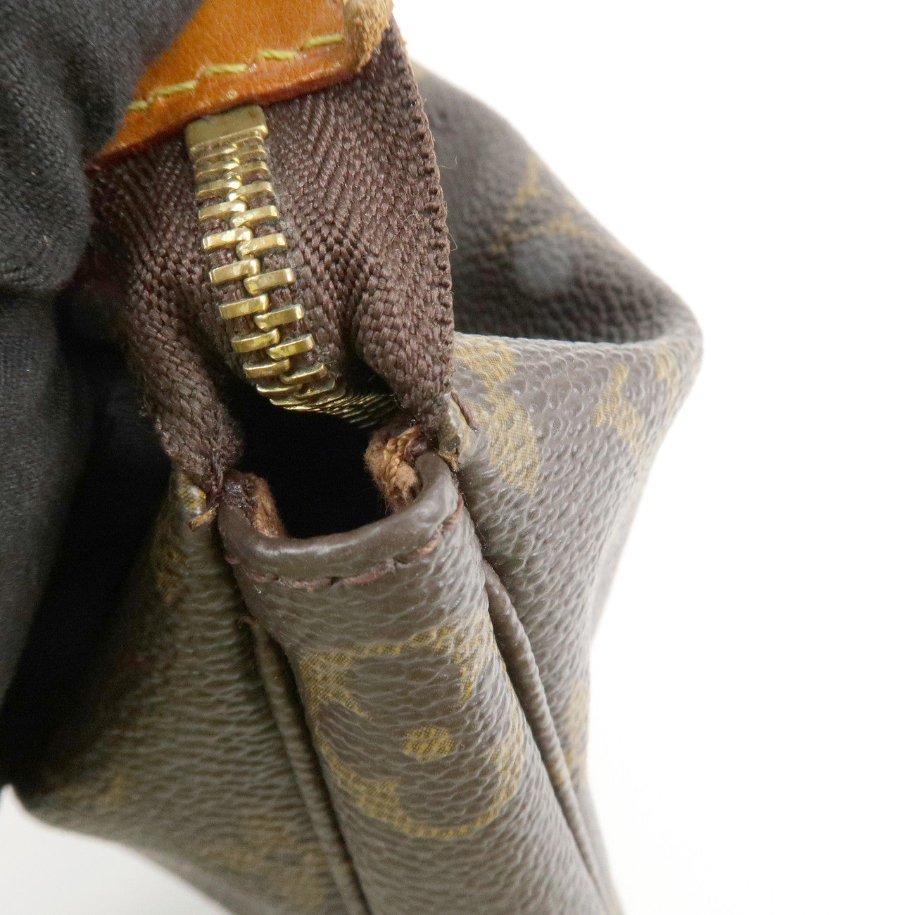 Louis Vuitton Monogram Pochette Accessoires Hand Bag Brown M51980 Used