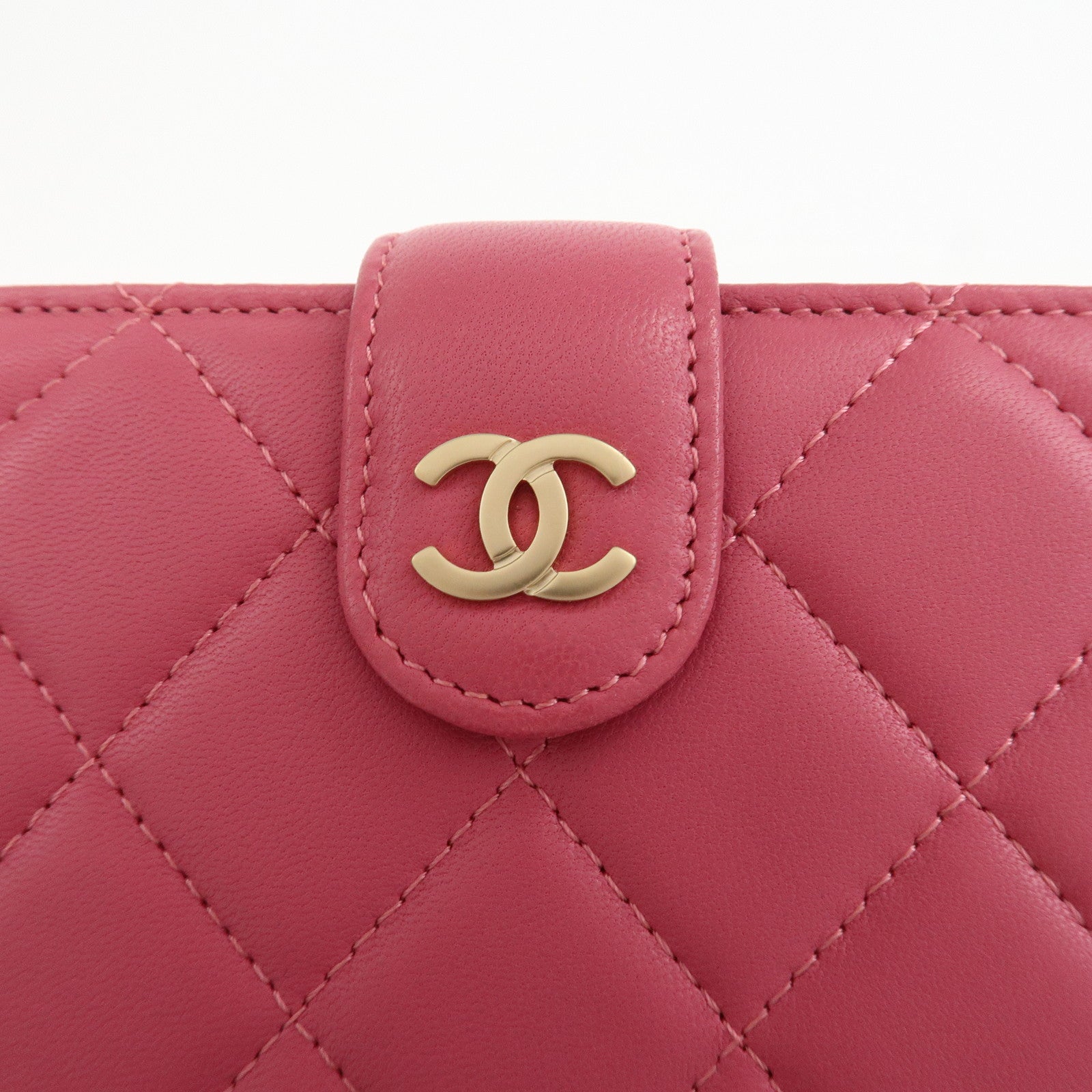 CHANEL Matelasse Lamb Skin Bi-fold Wallet Purse Pink