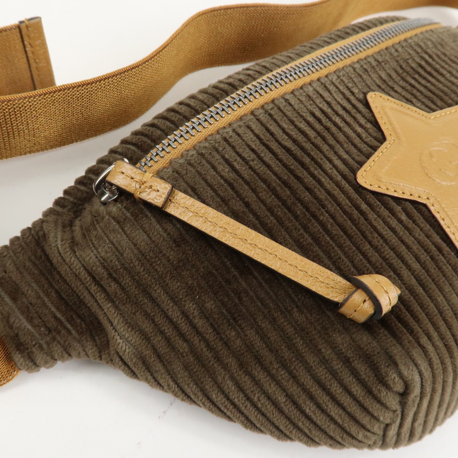 GUCCI Children's Corduroy Body Bag Waist Bag Brown Khaki 502095 Used