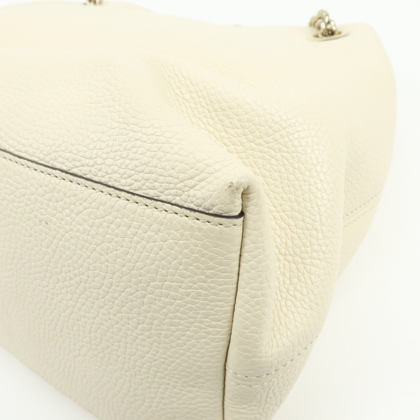 GUCCI SOHO Interlocking G Calf Leather Chain Shoulder Bag 536196