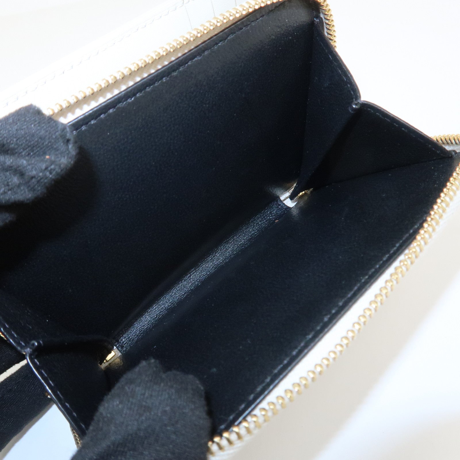 SAINT LAURENT PARIS Dot Print Round Zippy Compact Wallet 562796