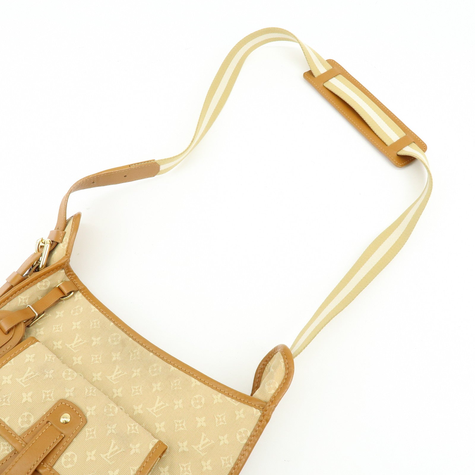 Louis Vuitton Monogram Mini Buzas Mary Kate Shoulder Bag M92323