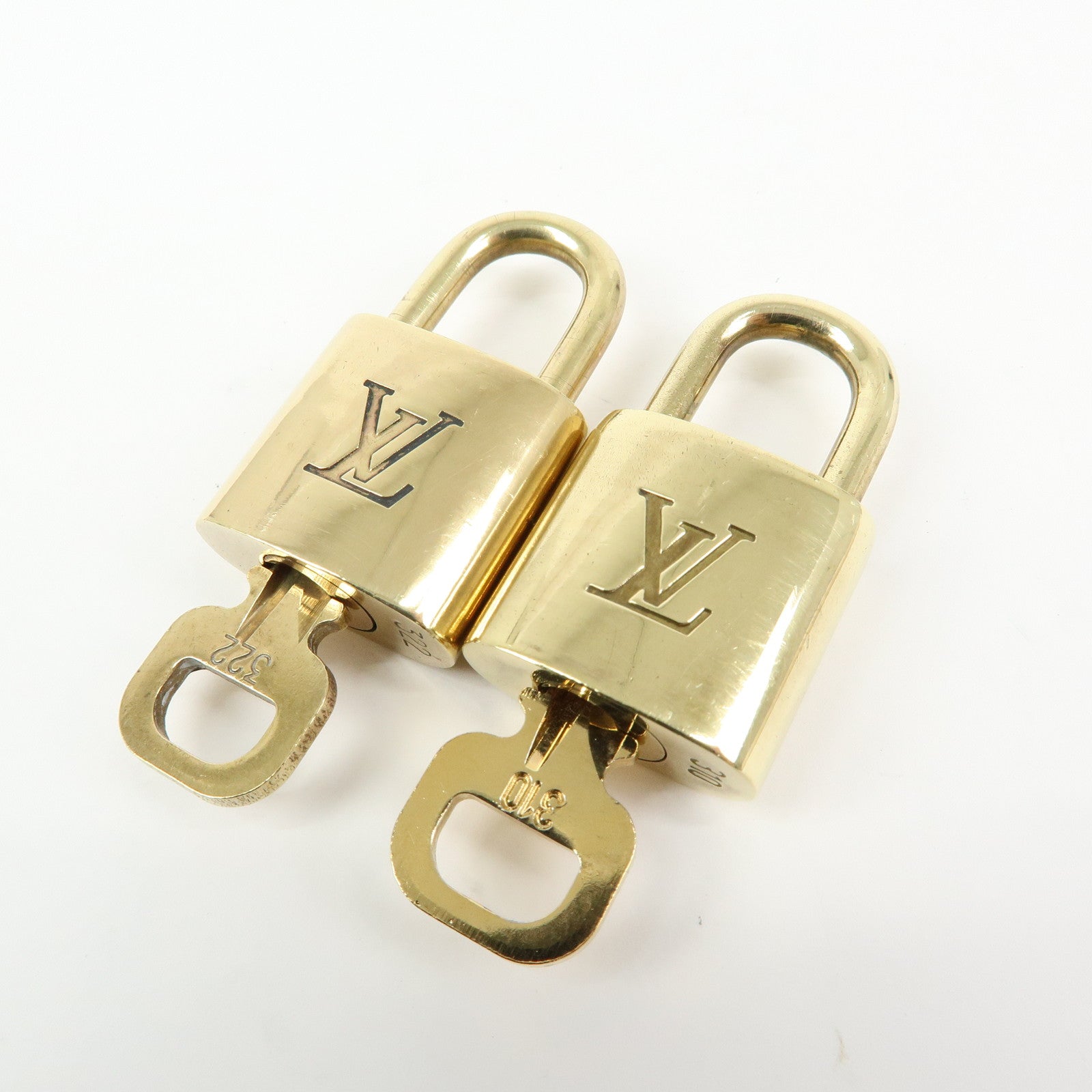 Louis Vuitton Set of 10 Lock & Key Cadena Key Lock Used