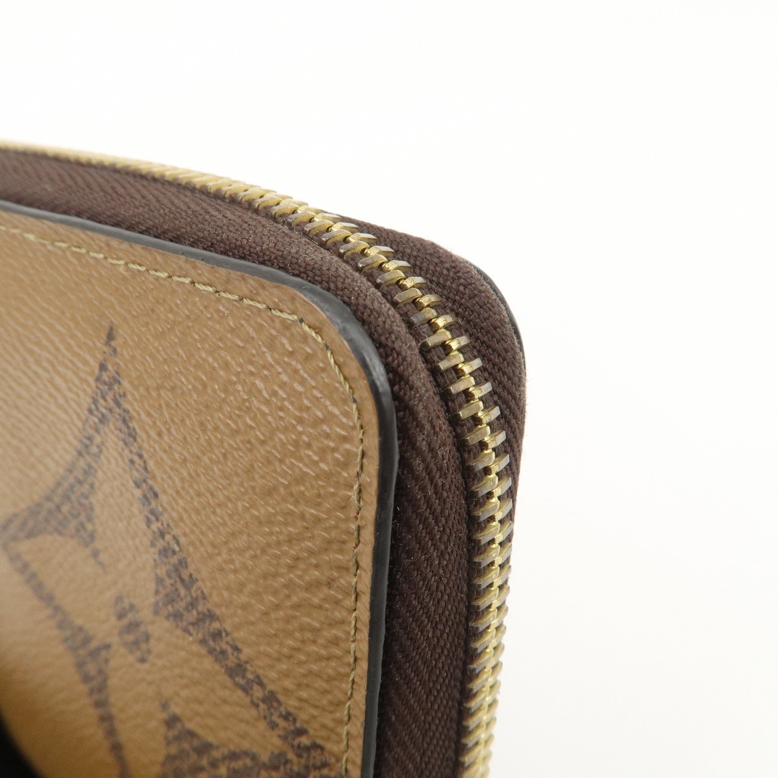 Louis Vuitton Giant Monogram Reverse Zippy Wallet Long Wallet M69353 Used