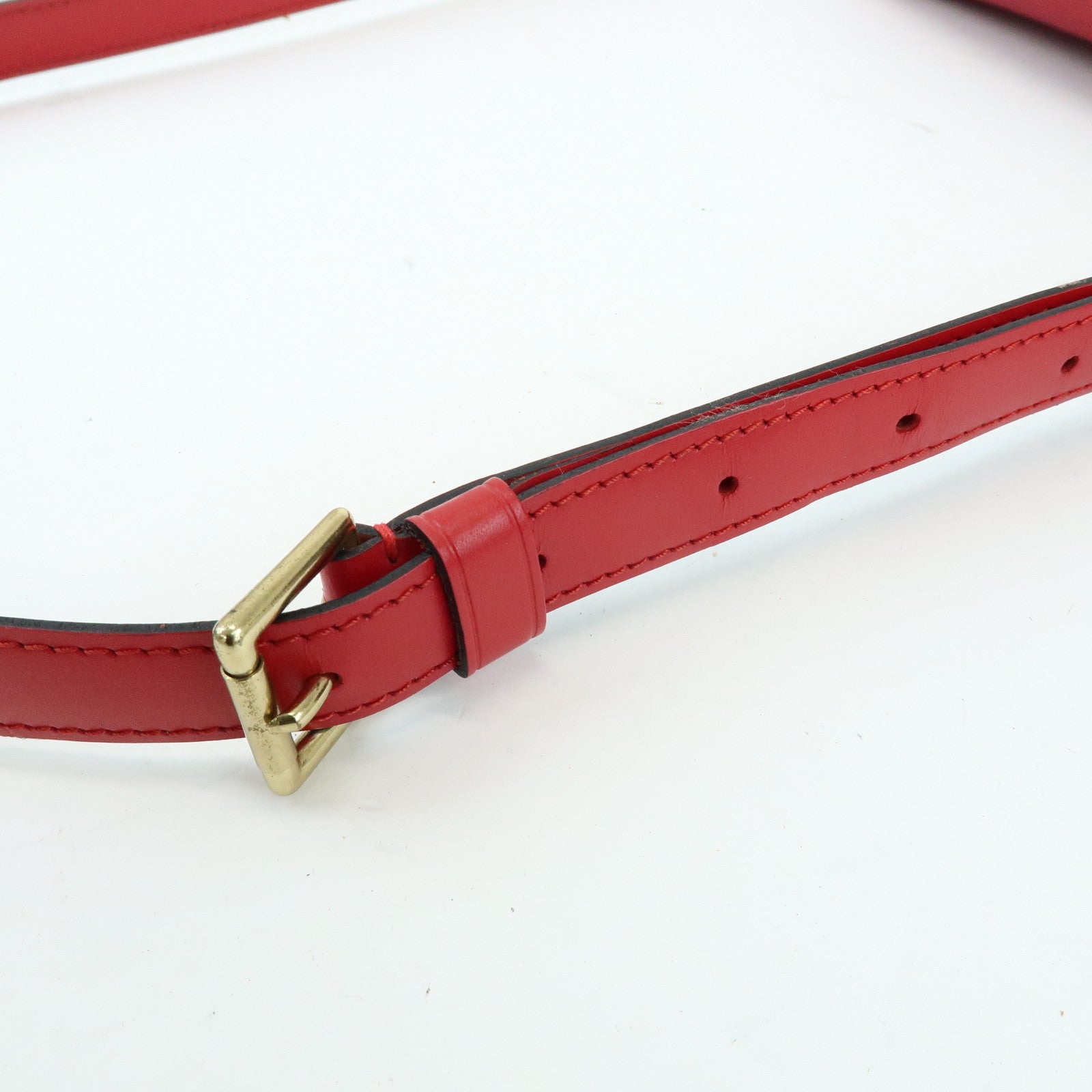 Louis Vuitton Epi Saint Cloud Shoulder Bag Crossbody Bag Red M52197