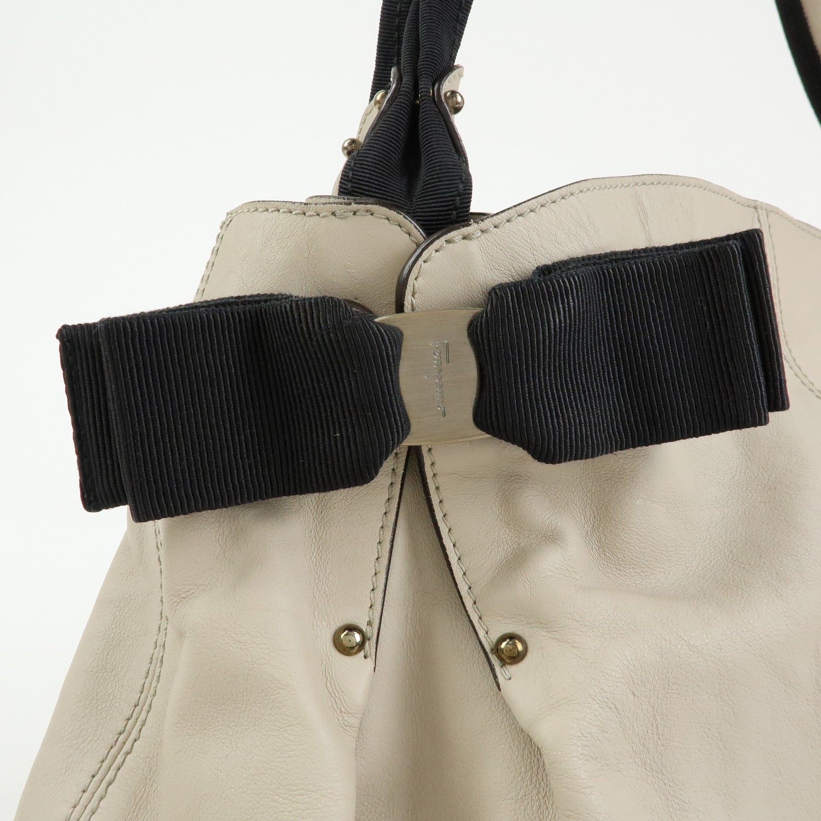 Ferragamo Vara Ribbon Leather Tote Bag Shoulder Bag Beige Black