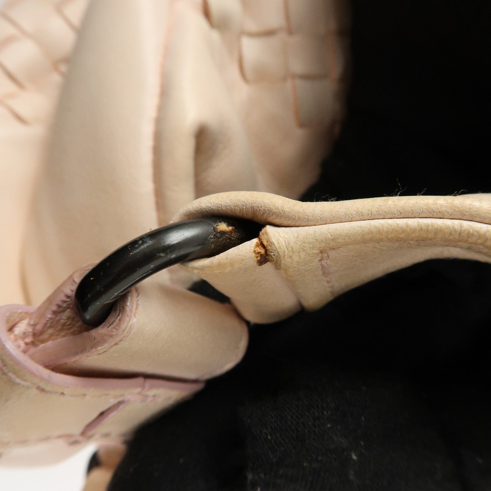 BOTTEGA VENETA Intrecciato Campana Medium Shoulder Bag 125787