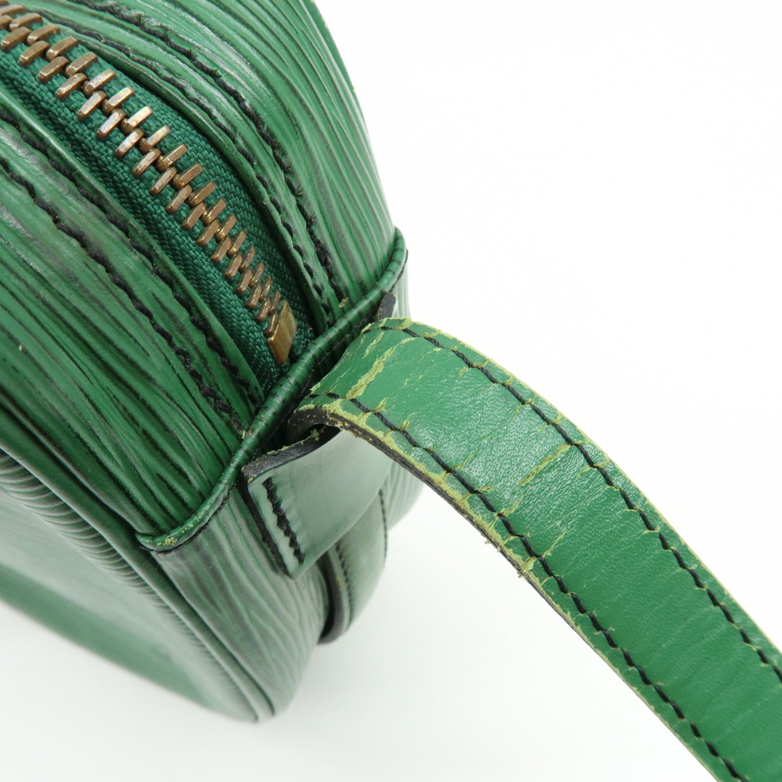 Louis Vuitton Epi Jeune Fille Shoulder Bag Borneo Green M52154