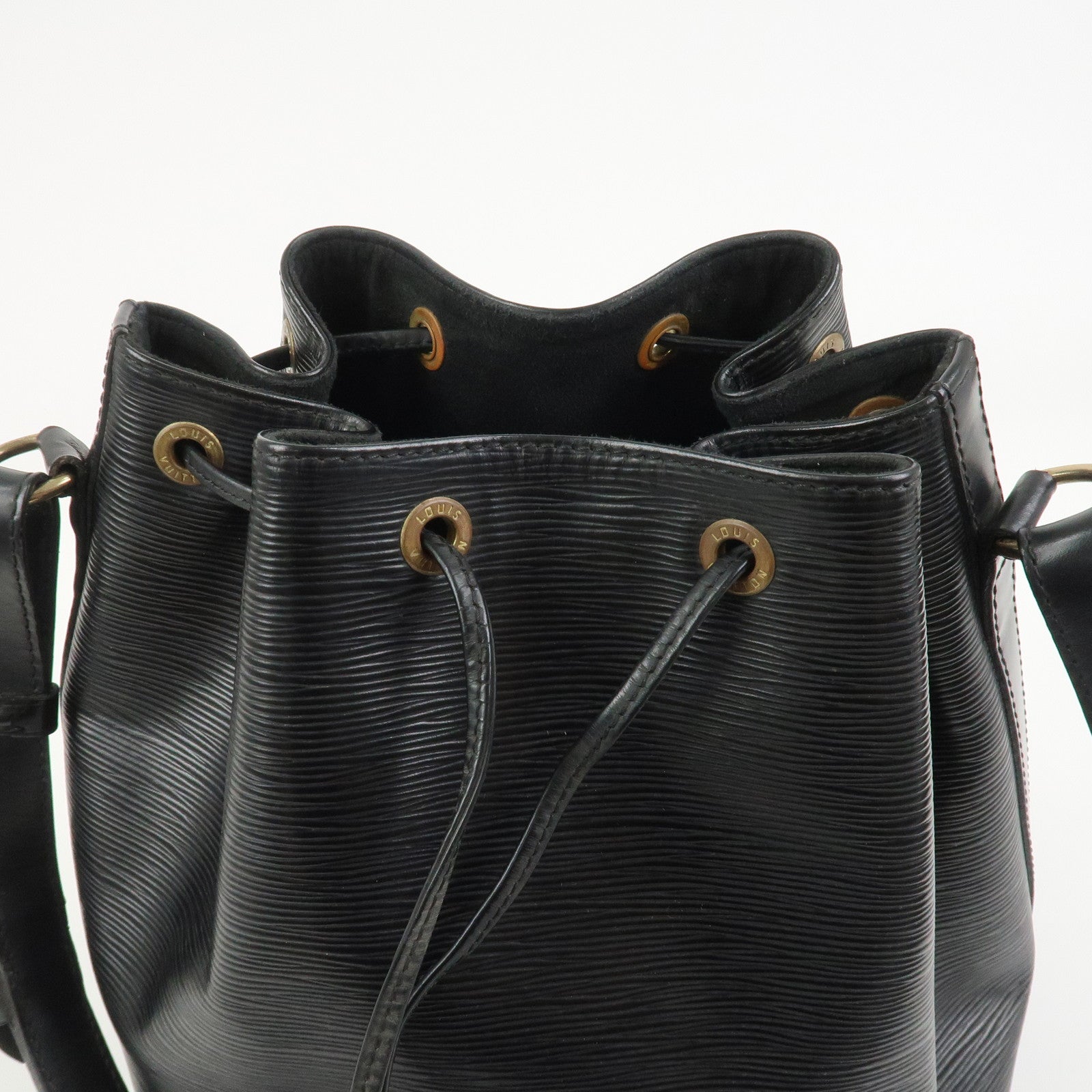 Louis Vuitton Epi Leather Petit Noe Shoulder Bag Noir Black M59012