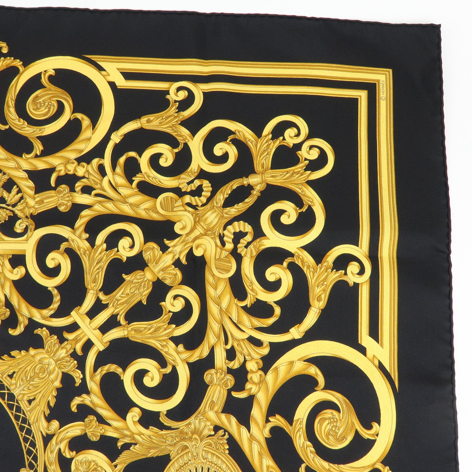 HERMES Carre 90 Silk 100% Scarf LES TUILERIES Black Gold