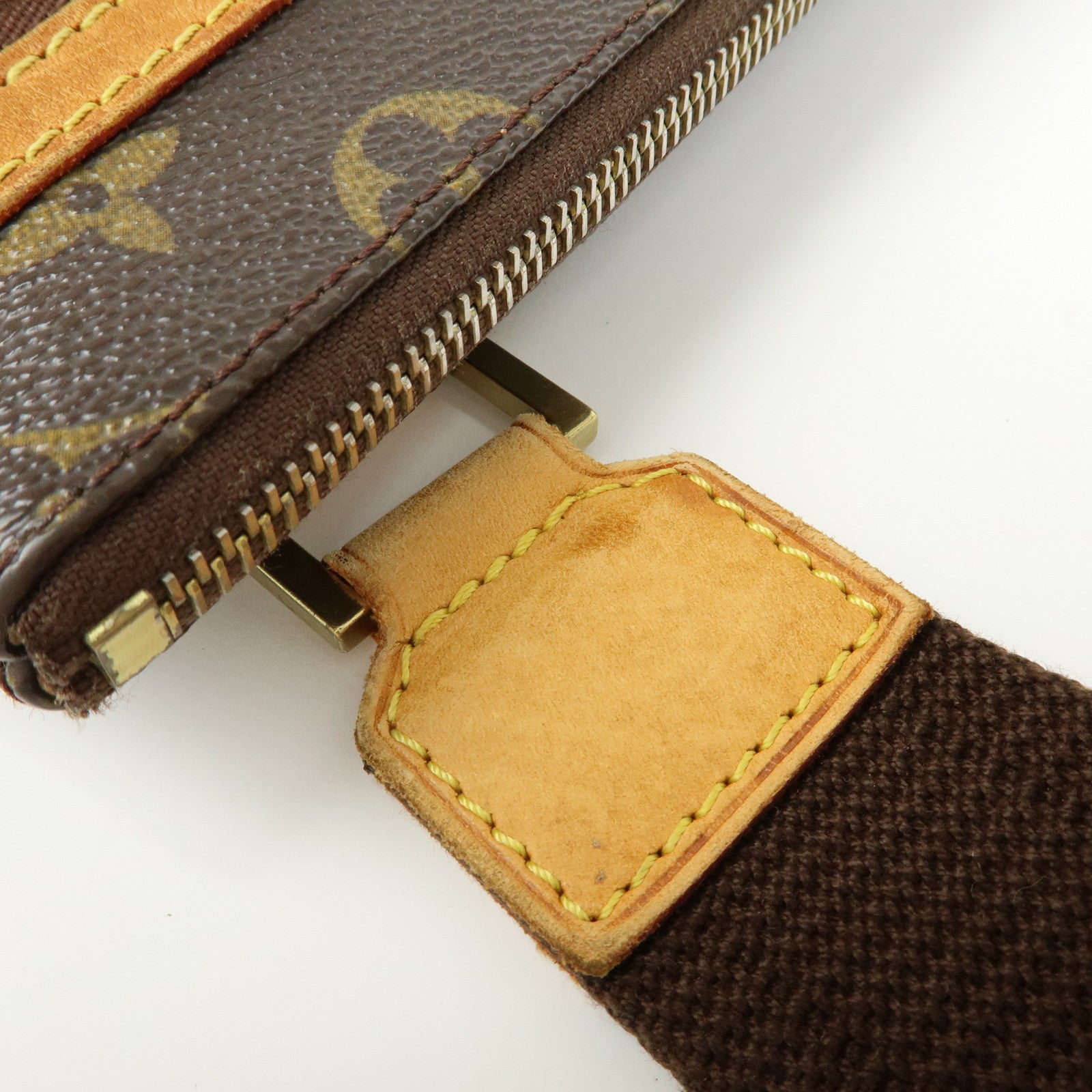 Louis Vuitton Monogram Pochette Bosphore Shoulder Bag Brown M40044
