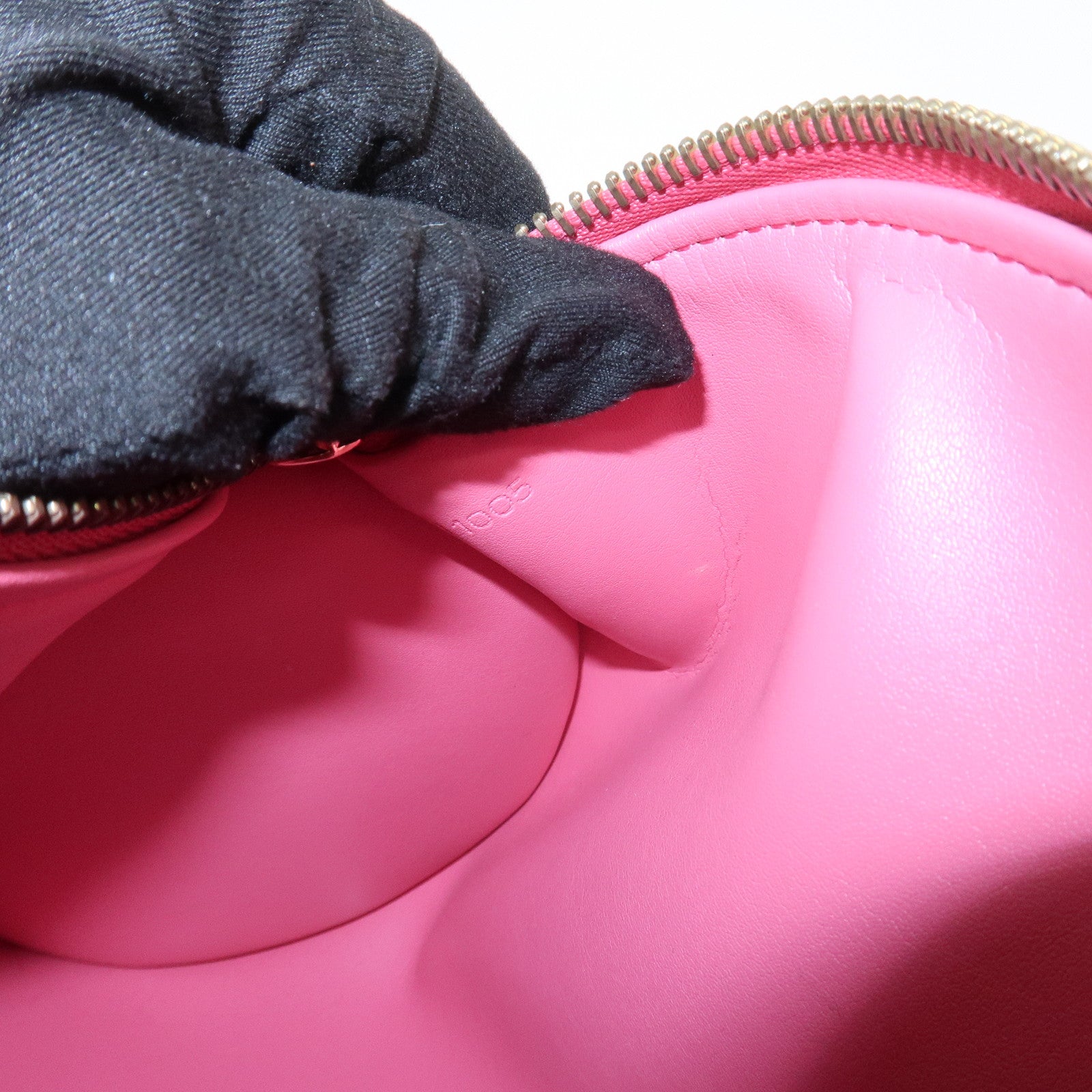 Louis Vuitton Monogram Vernis Bedford Hand Bag Framboise M9133F