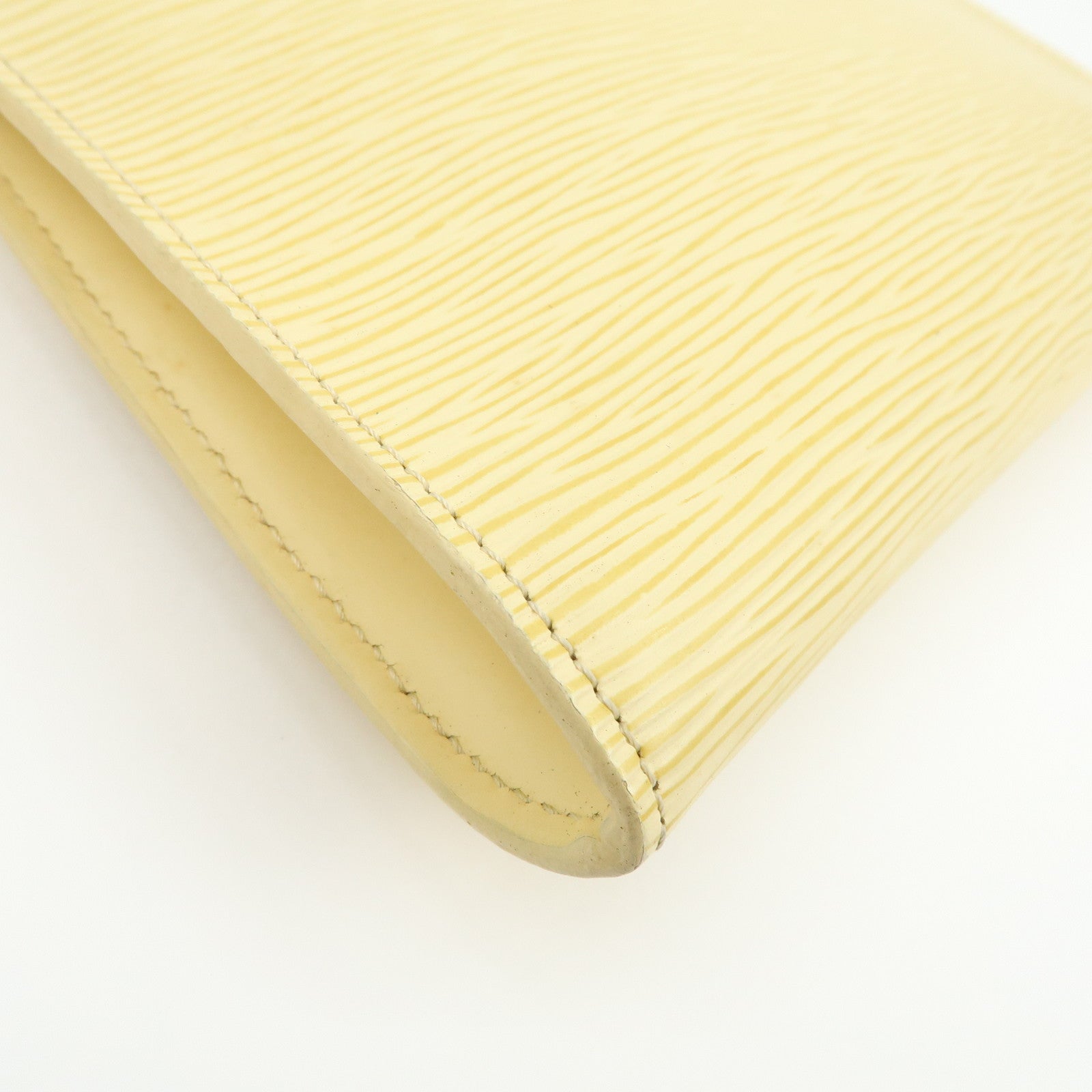 Louis Vuitton Epi Leather Pochette Accessoires Pouch Vanilla M5294A