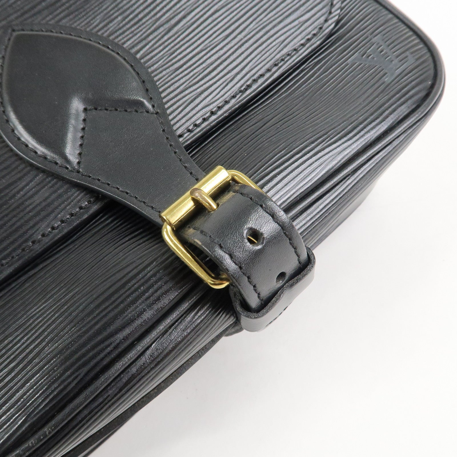 Louis Vuitton Epi Cartouchiere Shoulder Bag Noir Black M52242
