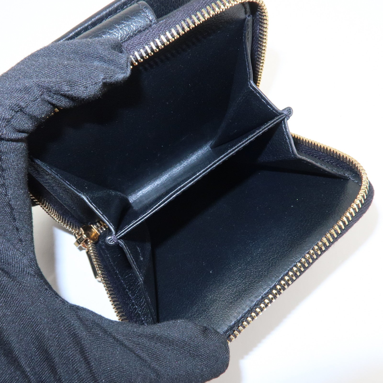 SAINT LAURENT Round Zippy Leather Bi-fold Wallet Black 568985 Used