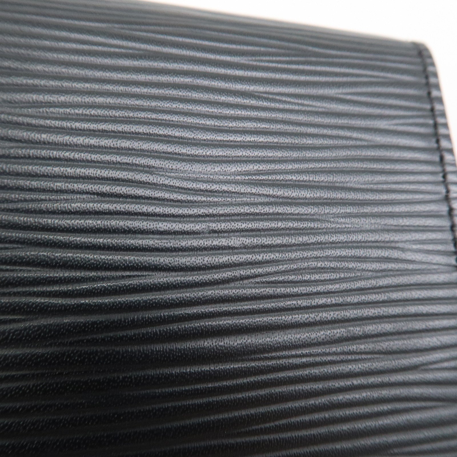 Louis Vuitton Epi Enveloppe Carte de Visite Card Case Noir M62292