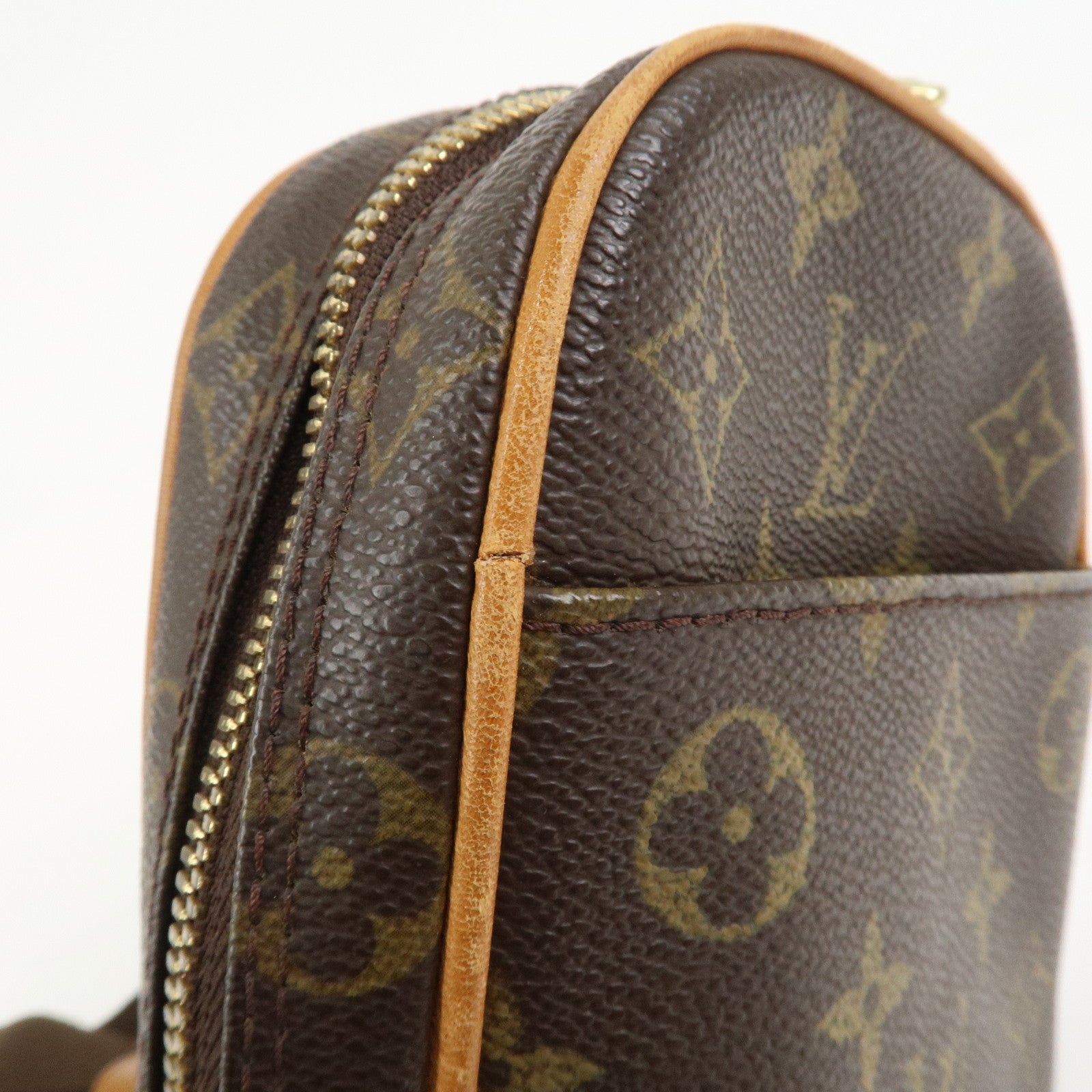 Louis Vuitton Monogram Pochette Gange Crossbody Bag M51870
