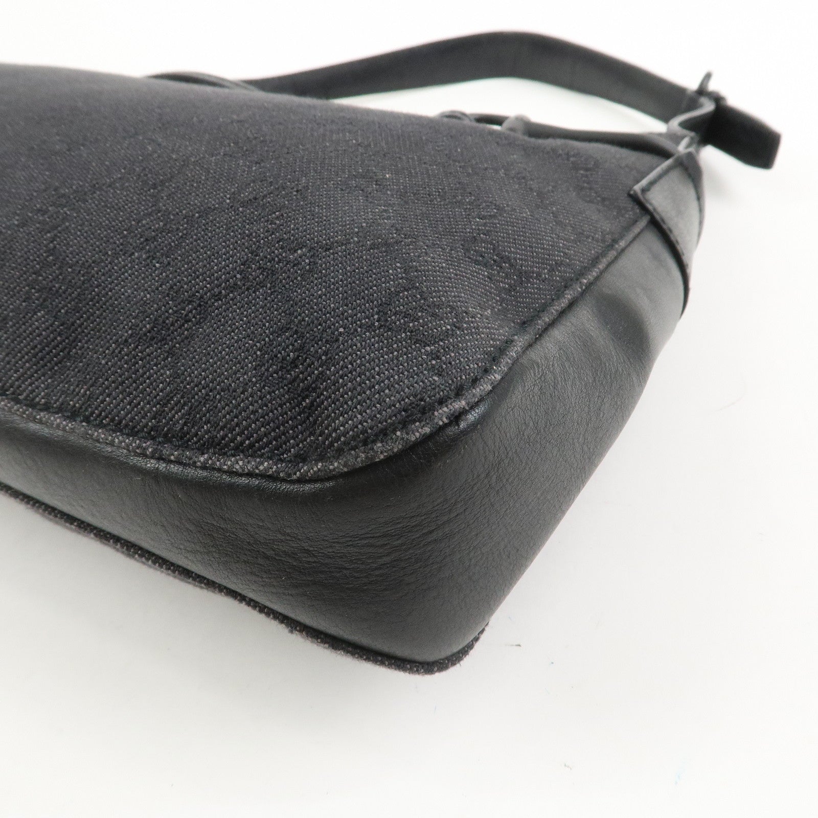 GUCCI Horsebit GG Canvas Leather Shoulder Bag Black 101975