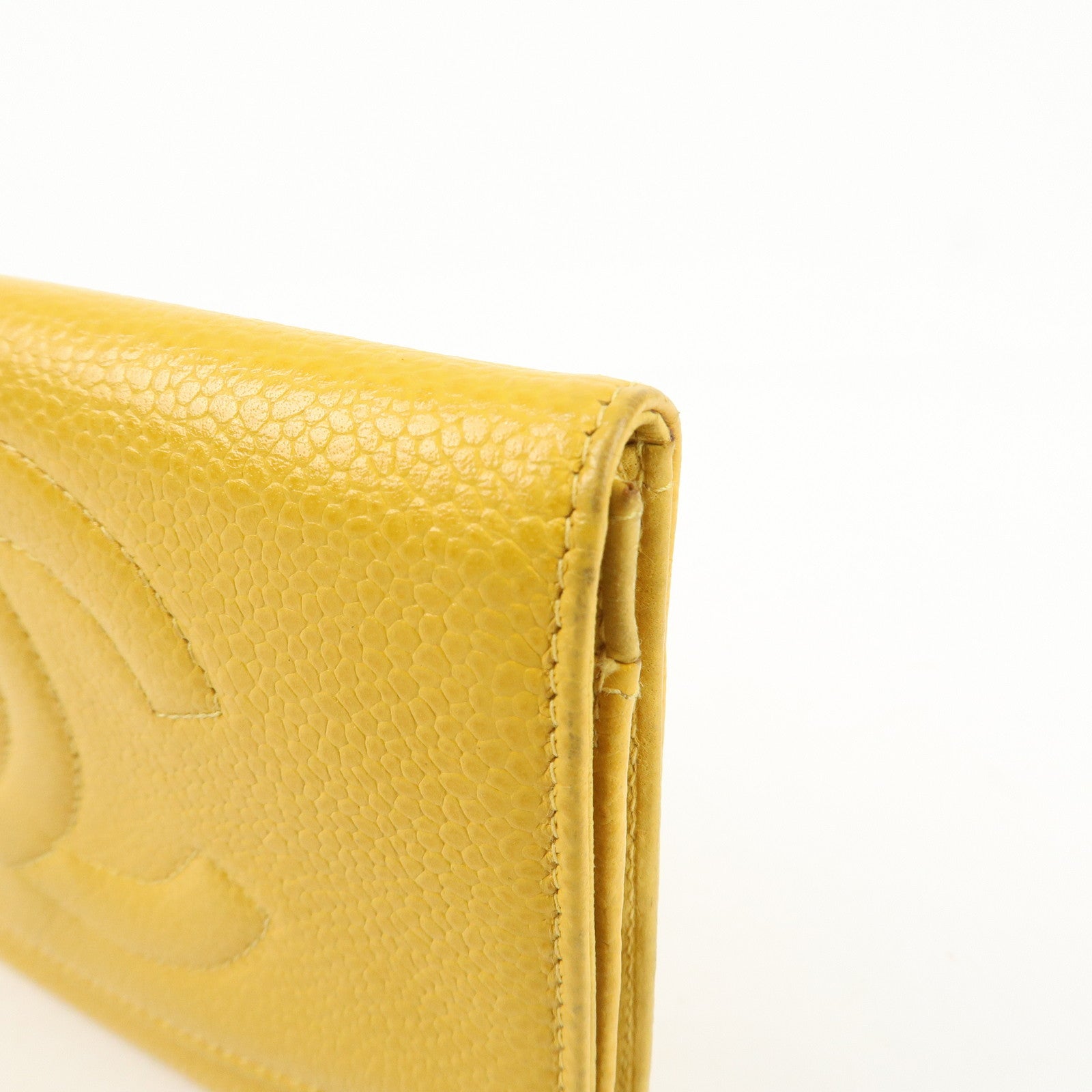 CHANEL COCO Mark Caviarskin Bi-Fold Card Case Coin Case 4072657 Used