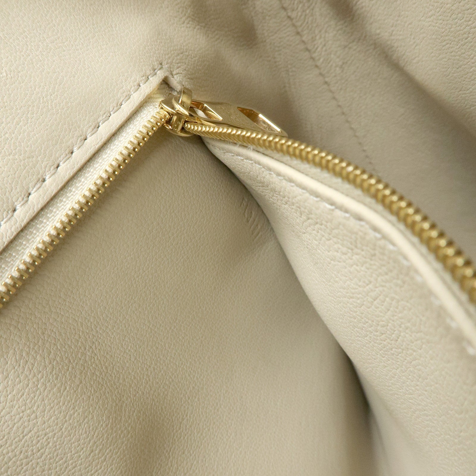 Louis Vuitton Shiny Monogram Canvas Lockit Hand Bag Brown M40597