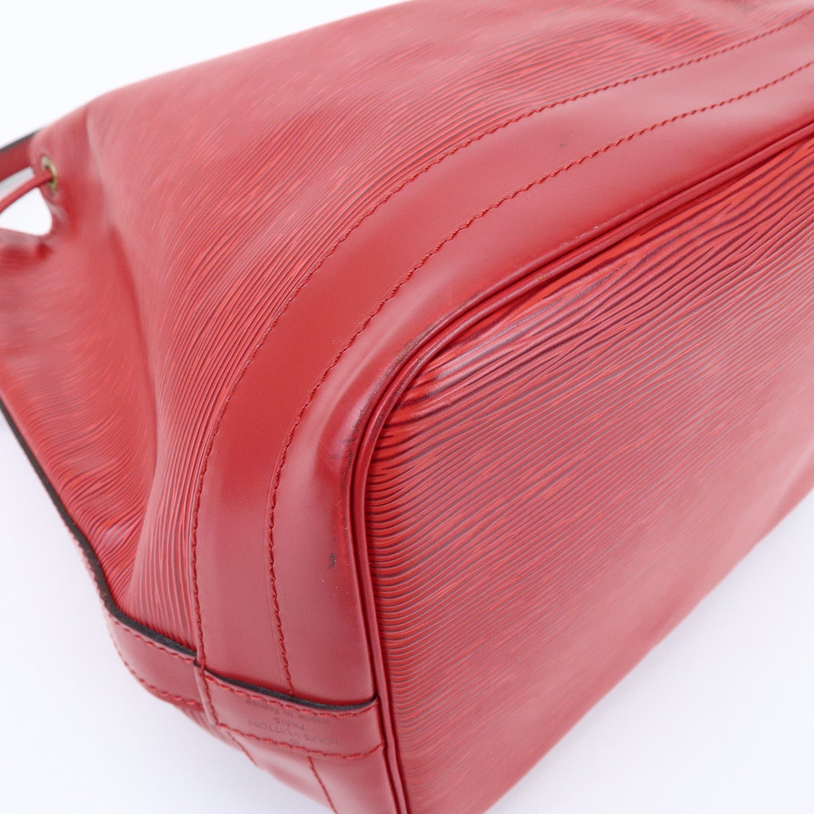 Louis Vuitton Epi Leather Noe Shoulder Bag Castilian Red M59007