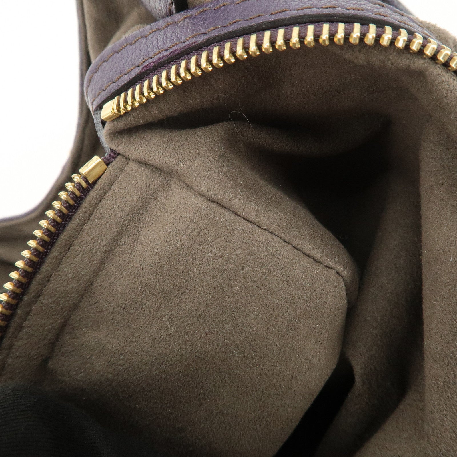 Louis Vuitton Monogram Mahina L Leather Hand Shoulder Bag M93441