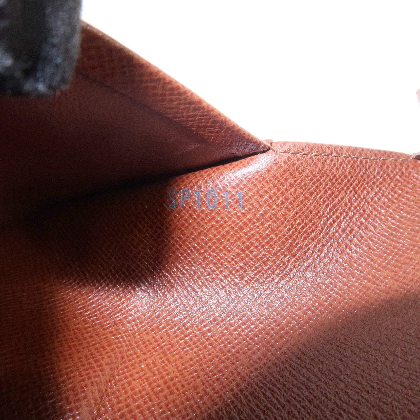 Louis Vuitton Monogram Porte Monnaie Billet Tresor Wallet M61730