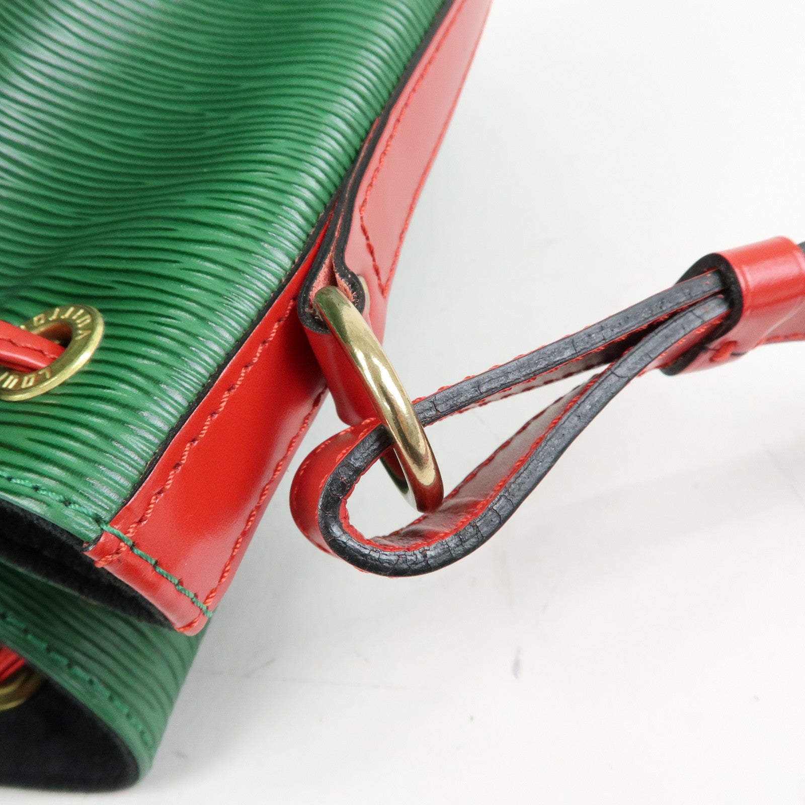 Louis Vuitton Epi Petit Noe Bicolor Shoulder Bag Green Red M44147