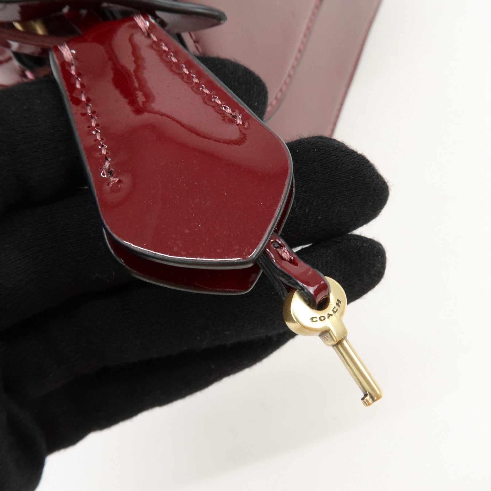 COACH Tabby 26 Patent Leather Shoulder Bag Crossbody Bag Bordeaux