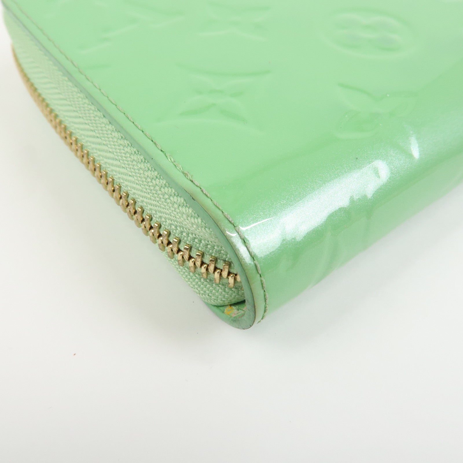 Louis Vuitton Monogram Vernis Zippy Wallet Gummy Apple M82065