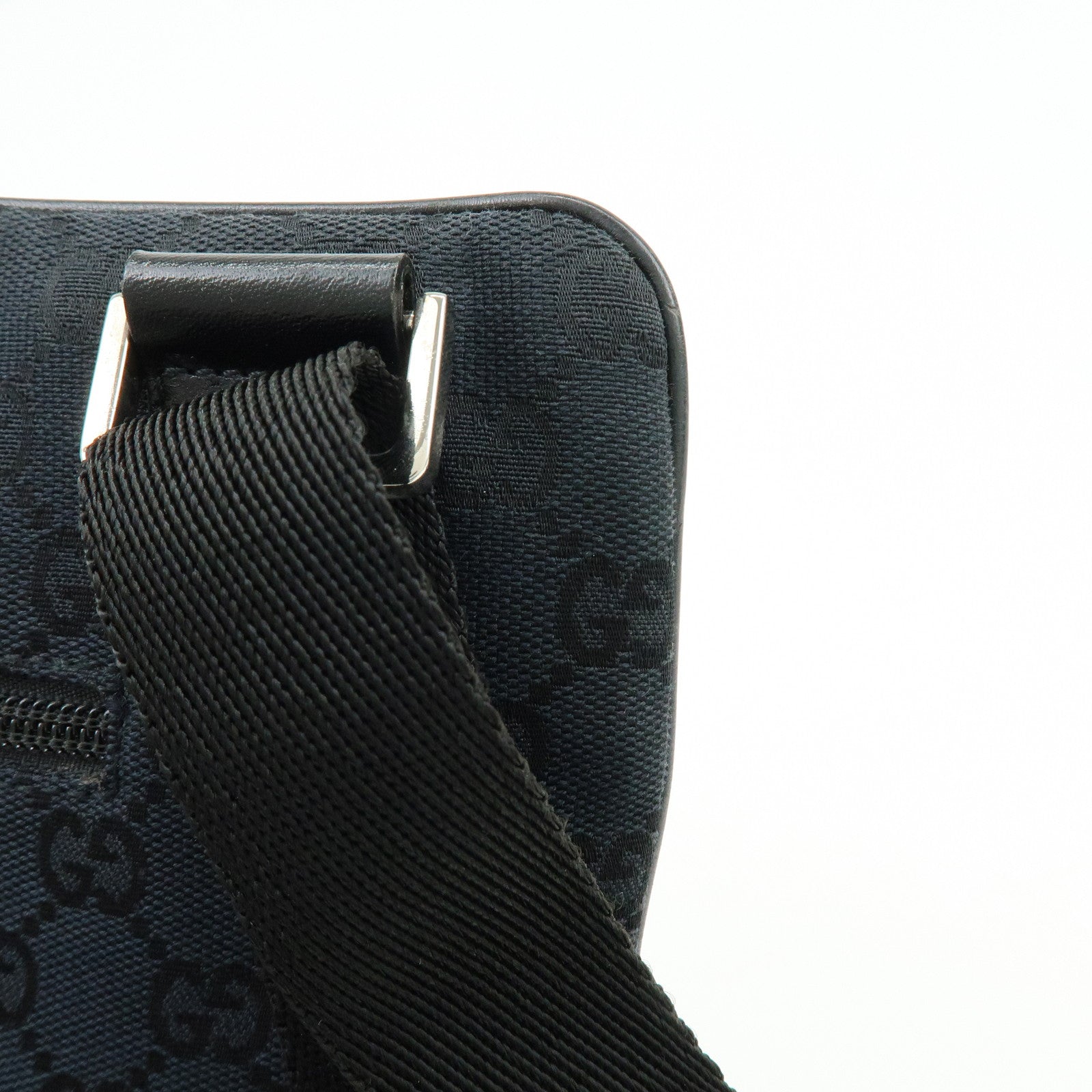 GUCCI GG Canvas Leather Shoulder Bag Crossbody Bag Black 90476