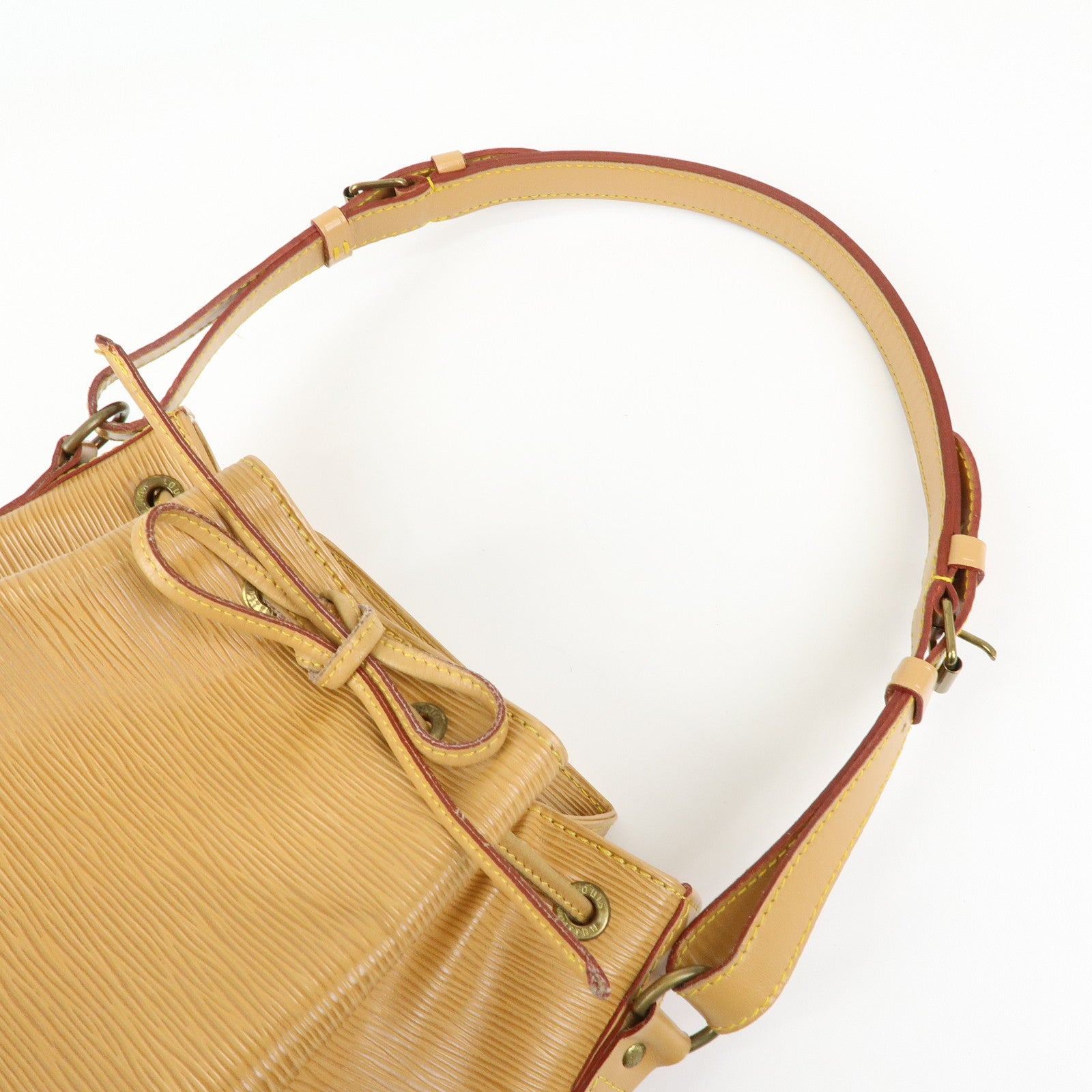 Louis Vuitton Epi Petit Noe Shoulder Bag Winnipeg Beige M44106
