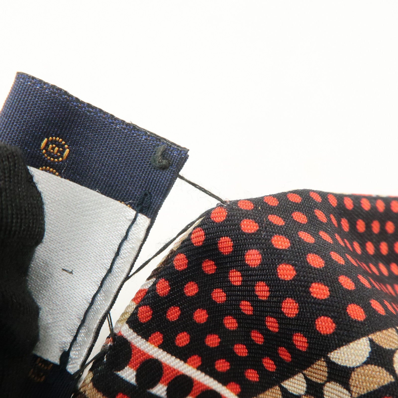 Louis Vuitton 100% Silk Bandeau Monodots Scarf Beige Red M70848